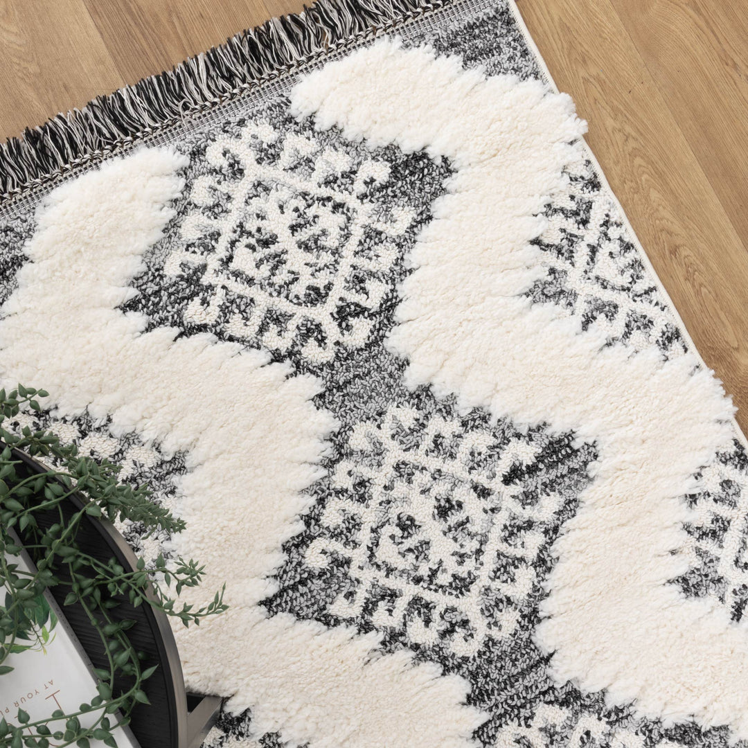 Kaza Tribal Cream Anthracite Rug - 8752A CREA