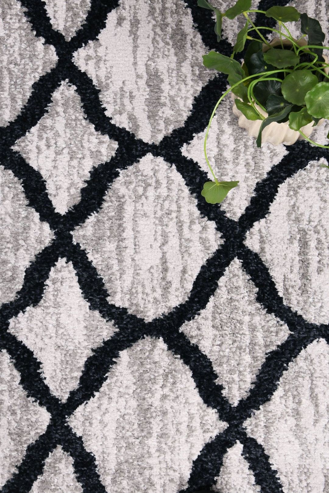 Kimberley Repeat Charcoal Contemporary Rug - 5CHAR